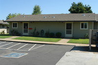 Lincoln Senior Apartments in Lincoln, CA - Foto de edificio - Building Photo