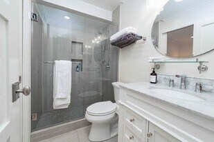 3731 4th Ave in Newport Beach, CA - Building Photo