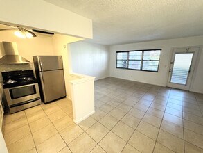 138 Fanshaw Way in Boca Raton, FL - Building Photo - Building Photo