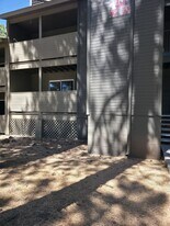 1185 W University Ave in Flagstaff, AZ - Building Photo