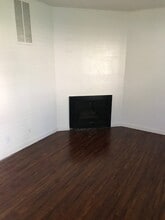 486 Serento Cir, Unit 486 in Thousand Oaks, CA - Building Photo - Building Photo