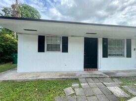 6337 SW 20th Ct, Unit #1 in Miramar, FL - Building Photo