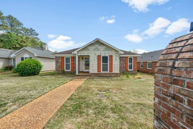 7005 Robin's Nest Dr in Columbus, GA - Building Photo - Building Photo