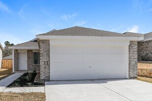 609 Craven St in Montgomery, TX - Building Photo