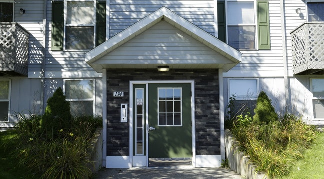 Brookmeadow Apartments