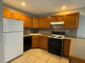 7007 SW Green Terrace Blvd in Lawton, OK - Building Photo - Building Photo