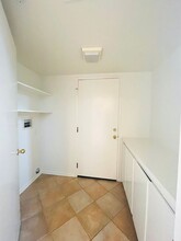 102 Alhambra Ave in Ventura, CA - Building Photo - Building Photo