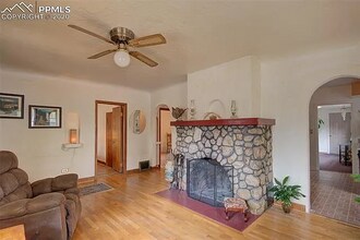 1017 Iowa Ave in Colorado Springs, CO - Building Photo - Building Photo