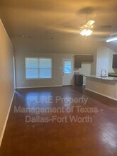 7320 Mistletoe Trail in Granbury, TX - Building Photo - Building Photo