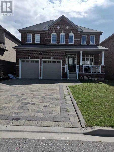 1782 Western Cres in Oshawa, ON - Building Photo