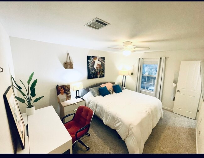 12603 Mcnelly Trail in Austin, TX - Building Photo - Building Photo