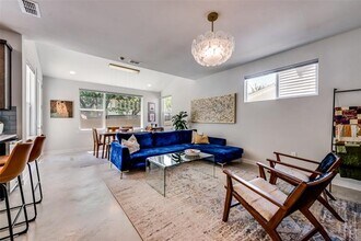 6592 Arborist Ln in Dallas, TX - Building Photo - Building Photo