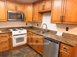 1427 Bel Air Dr in Concord, CA - Building Photo - Building Photo