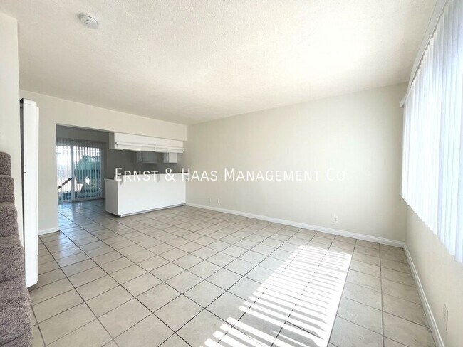 5940 Atlantic Ave in Long Beach, CA - Building Photo - Building Photo