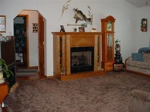 340 Cherokee Ct in Marshfield, MO - Building Photo - Building Photo