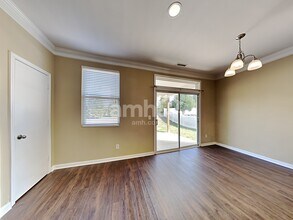 99 Averasboro Dr in Clayton, NC - Foto de edificio - Building Photo