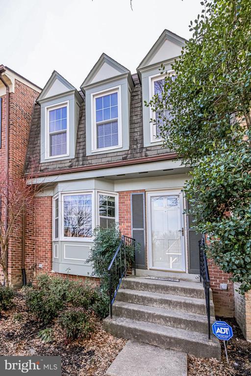 6120 Talavera Ct in Alexandria, VA - Building Photo - Building Photo