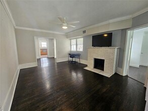 2703 W North A St in Tampa, FL - Building Photo - Building Photo