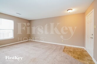 2925 Redland Ln in Indianapolis, IN - Foto de edificio - Building Photo