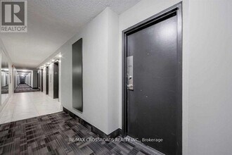 45 Sunrise Ave in Toronto, ON - Building Photo - Building Photo