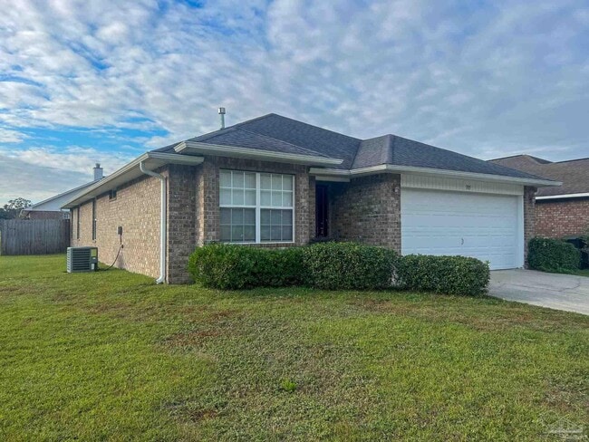 705 Mozingo Ln in Pensacola, FL - Building Photo - Building Photo