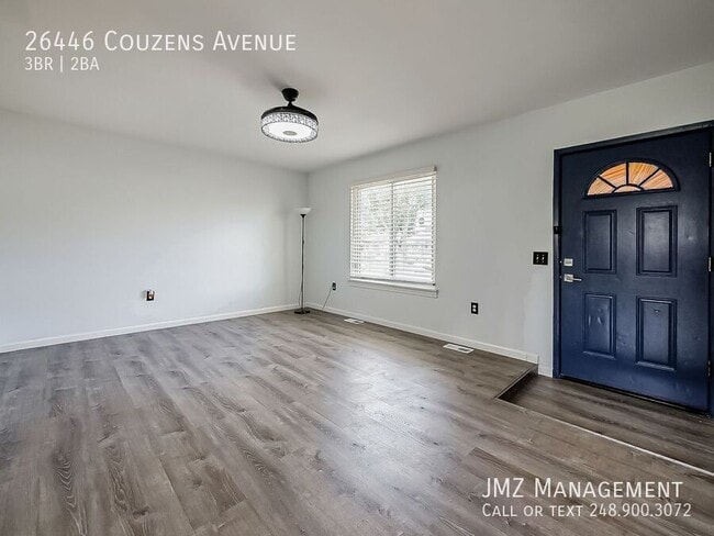 26446 Couzens Ave in Madison Heights, MI - Building Photo - Building Photo