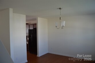 117 Quail Springs Rd in Statesville, NC - Building Photo - Building Photo