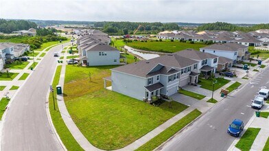2560 Warren Acrs Blvd in Wesley Chapel, FL - Building Photo - Building Photo