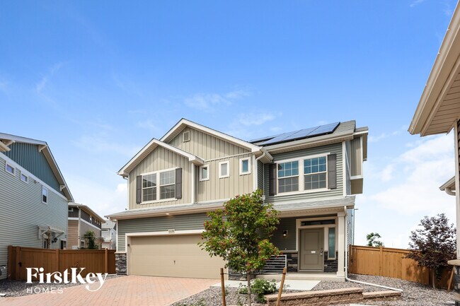 10074 Zeno St in Commerce City, CO - Foto de edificio - Building Photo