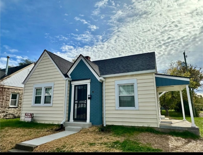 203 Virginia Ct in New Albany, IN - Building Photo - Building Photo