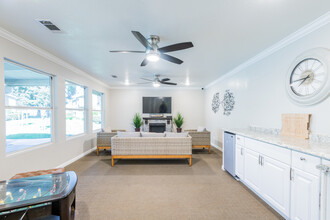 River Run in Vacaville, CA - Building Photo - Interior Photo