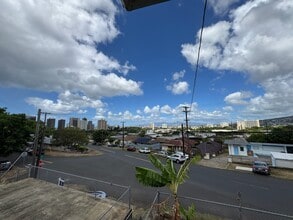 1769 Puowaina Dr in Honolulu, HI - Building Photo - Building Photo