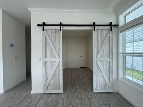 557 Bimini Cay Cir in Vero Beach, FL - Building Photo - Building Photo