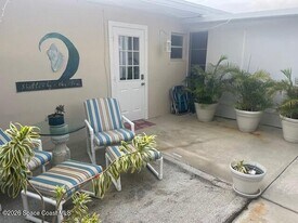 2025 Date Palm Ave in Indialantic, FL - Building Photo