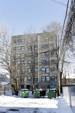 7456 S Shore Dr in Chicago, IL - Building Photo - Building Photo