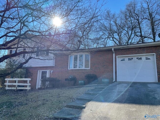 property at 2803 Brett Rd NW