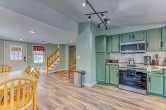 28 Jodo Way in Bethlehem, NH - Building Photo - Building Photo