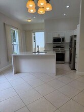 5076 SW 38th Way in Fort Lauderdale, FL - Building Photo - Building Photo