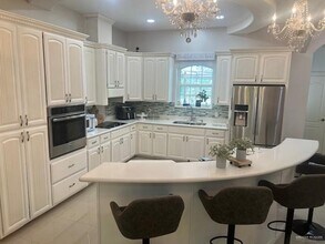 1816 Kingsborough Ave in McAllen, TX - Building Photo - Building Photo