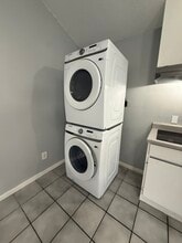 1750 Morales St in Corpus Christi, TX - Building Photo - Building Photo