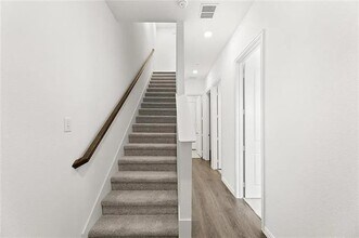 2207 Adena Spgs Dr in Allen, TX - Building Photo - Building Photo