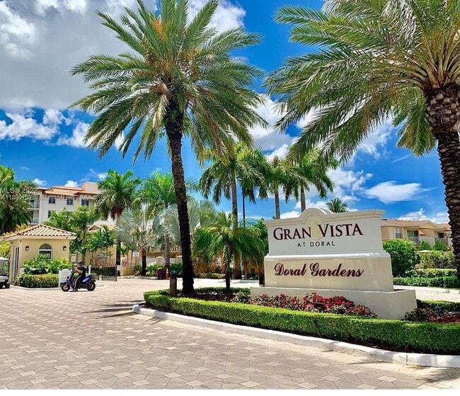4240 NW 79th Ave in Doral, FL - Building Photo - Building Photo