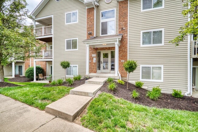 property at 460 Lakeview Dr