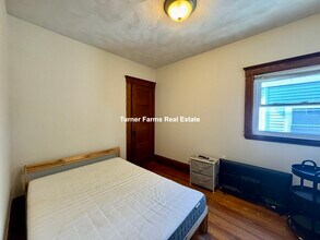 258 Boston Ave, Unit 3 in Medford, MA - Building Photo - Building Photo