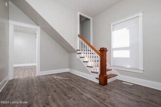 925 W Evelyn Ave in Louisville, KY - Building Photo - Building Photo