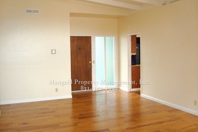 26379 Mission Fields Rd in Carmel By The Sea, CA - Building Photo - Building Photo