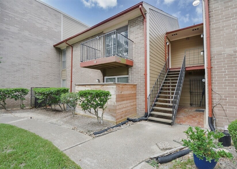 12955 Woodforest Blvd, Unit 54 in Houston, TX - Building Photo