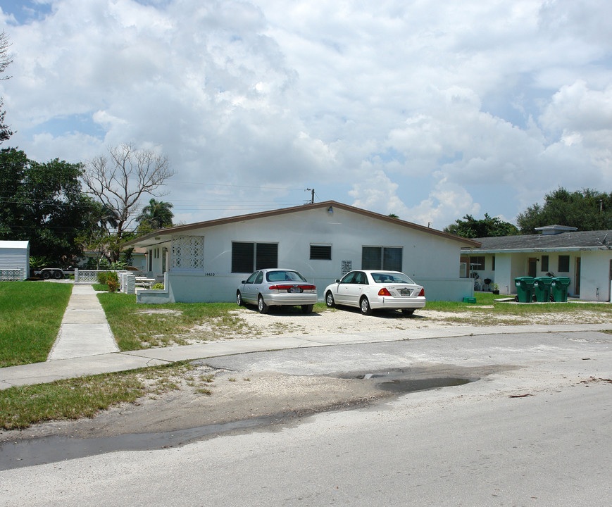 14410-14420 NE 5th Pl in Miami, FL - Building Photo