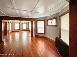 157 Washington St in Saratoga Springs, NY - Building Photo - Building Photo