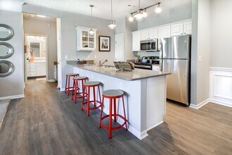 Central Park Apartment Homes in Columbus, OH - Foto de edificio - Building Photo